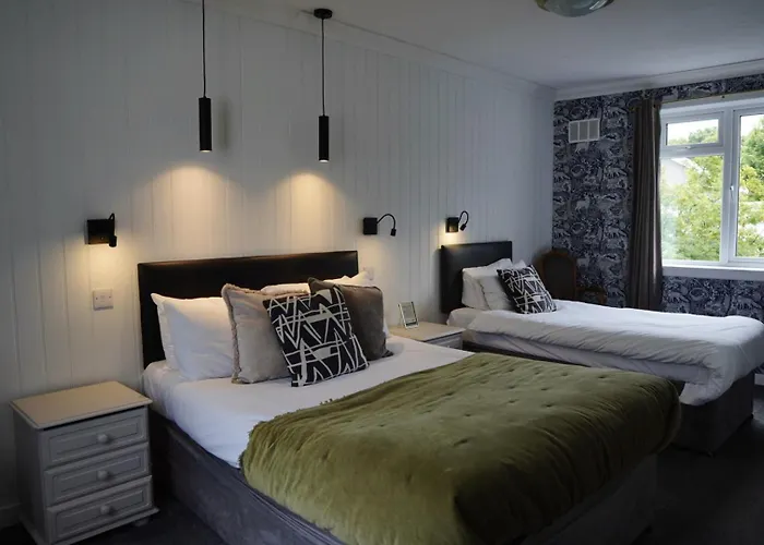 Lochnell Arms Hotel